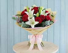 Букет цветов из:  Лилии и Розы в Электроуглях