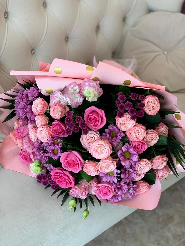 Букет цветов из: Хризантемы, Розы и Лизиантусы в Электроуглях