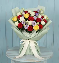 Букет цветов из:  Розы в Электроуглях