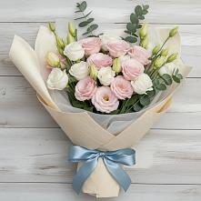 Букет цветов из:  Лизиантусы в Электроуглях