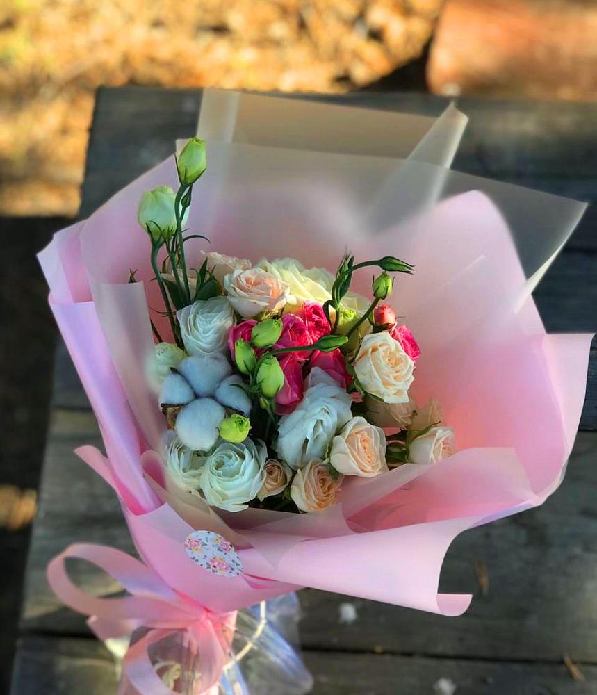 Букет цветов из: Розы и Лизиантусы в Электроуглях