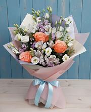 Букет цветов из:  Лизиантусы, Розы, Альстромерии и Гипсофила в Электроуглях