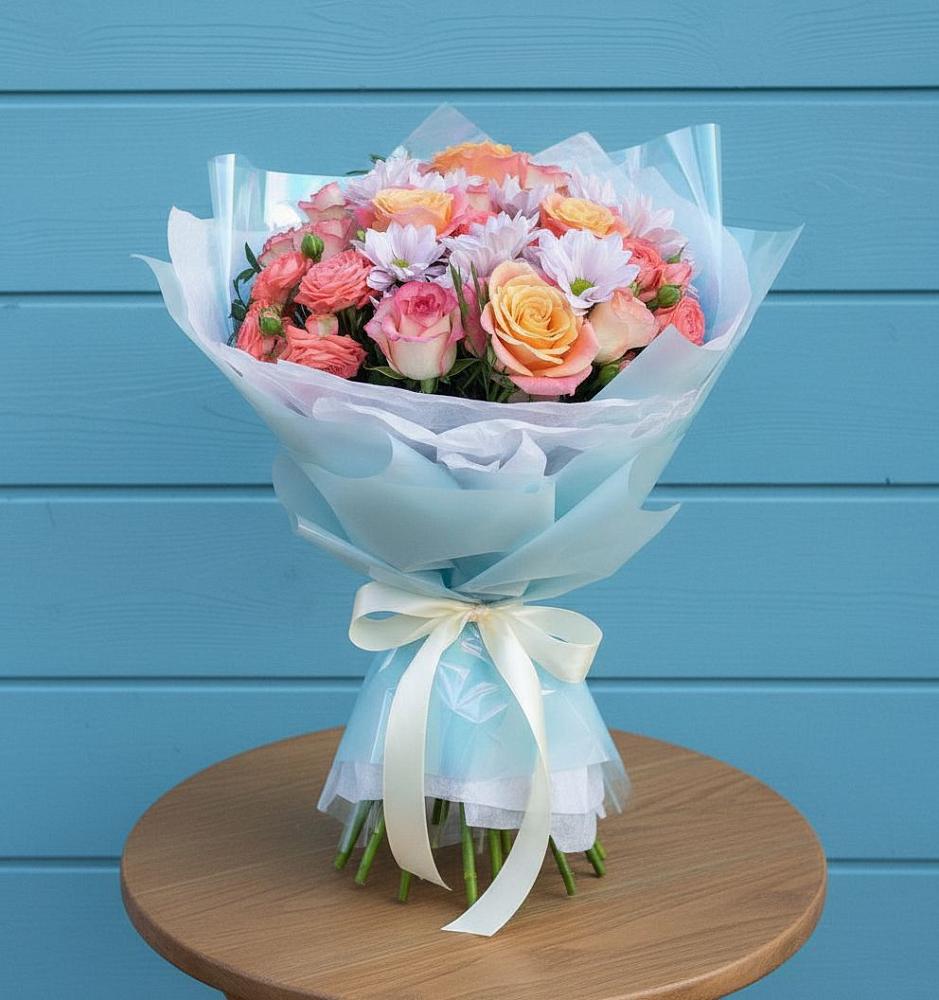 Букет цветов из: Хризантемы и Розы в Электроуглях