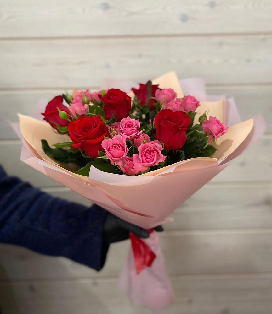 Букет цветов из: Розы в Электроуглях