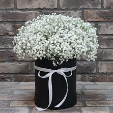 Цветочная композиция из Гипсофила в шляпной коробке в Электроуглях