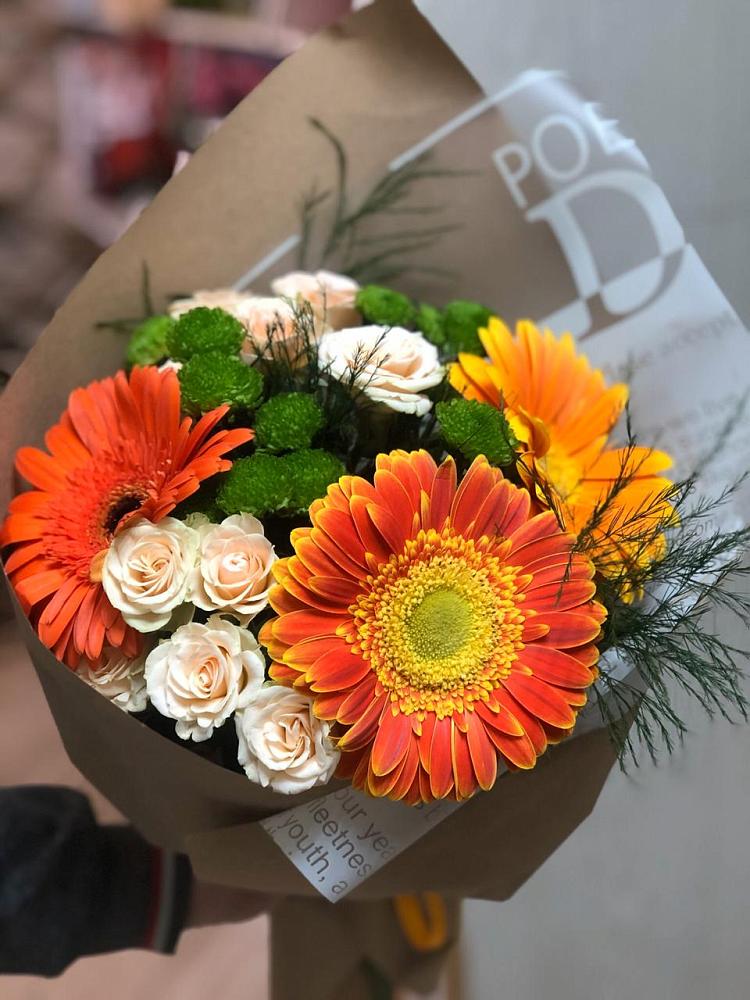 Букет цветов из: Герберы, Хризантемы и Розы в Электроуглях