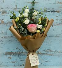 Букет цветов из:  Розы и Лизиантусы #REPLACE_PRED# Электроуглях