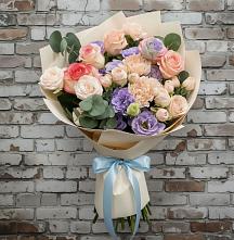 Букет цветов из:  Розы, Лизиантусы и Гвоздики в Электроуглях